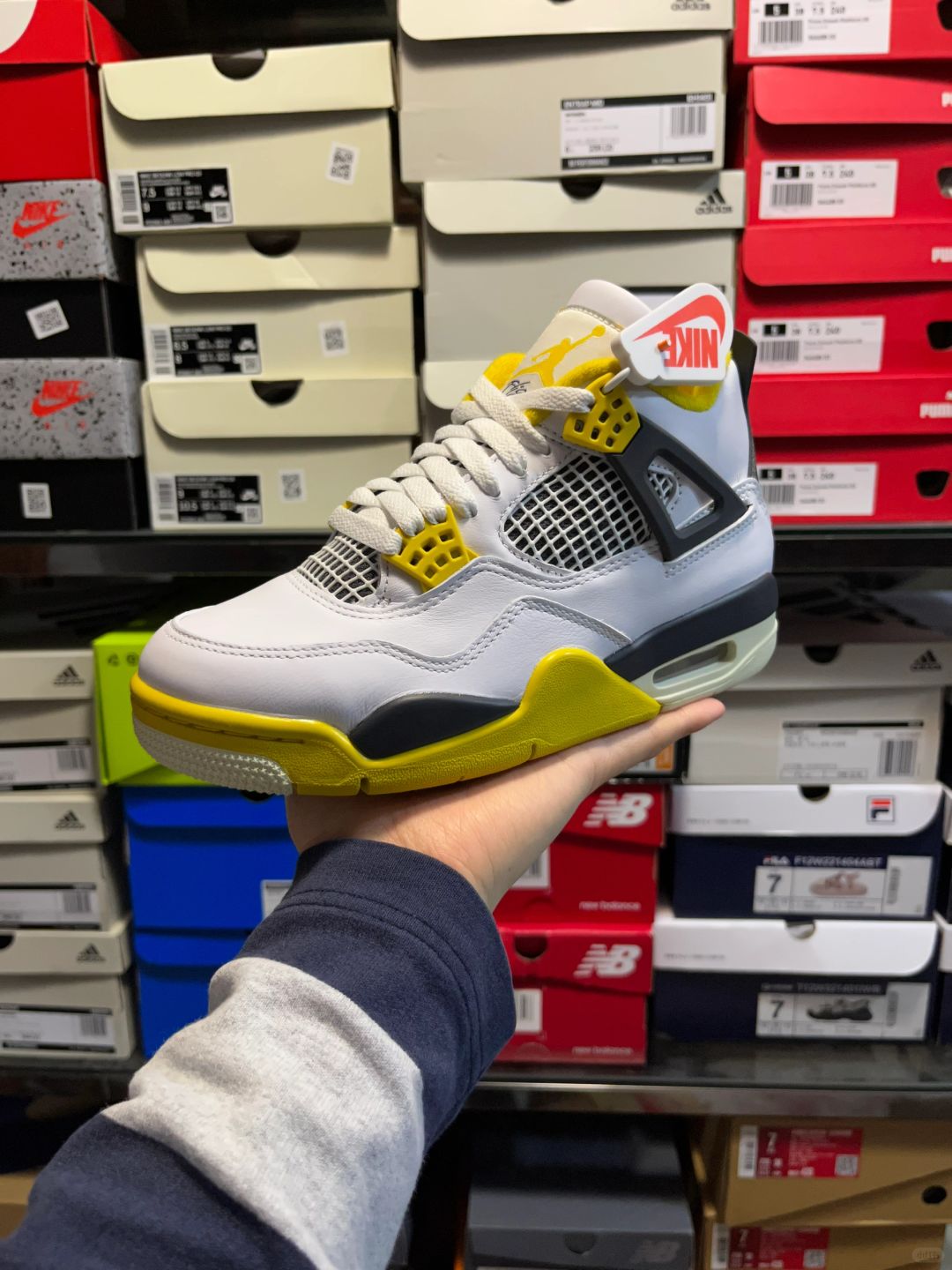 air jordan 4 white yellow reps zngogoreps.com